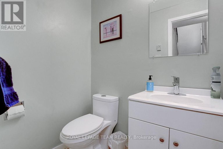28759659/c-9-forester-crescent/westcliffe-estates/ottawa/ontario/K2H8Y1_23