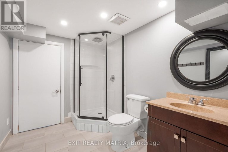 29302763/1322-du-gouverneur-drive/cumberland-ridge/ottawa/ontario/K4C1E2_41