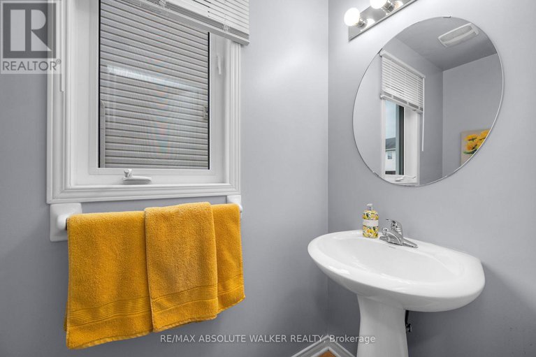 28371656/214-lamplighters-drive/cedargrovefraserdale/ottawa/ontario/K2J0K7_11