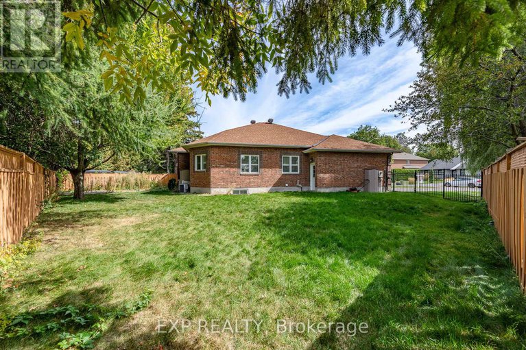 28890055/243-marilyn-avenue/mooneys-bayrevelstoke/ottawa/ontario/K1V7E4_49