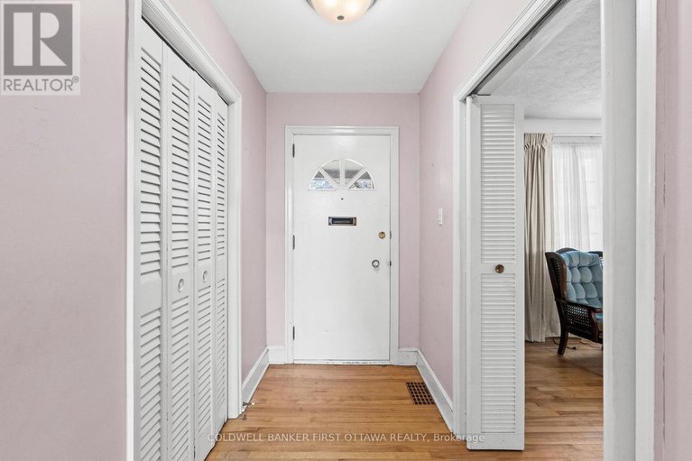 29133192/1914-norwood-avenue/faircrest-heights/ottawa/ontario/K1H5K6_5