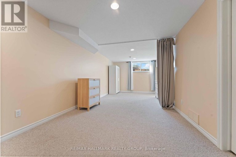 28886964/504-salzburg-drive/notting-hillsummerside/ottawa/ontario/K4A0C6_27