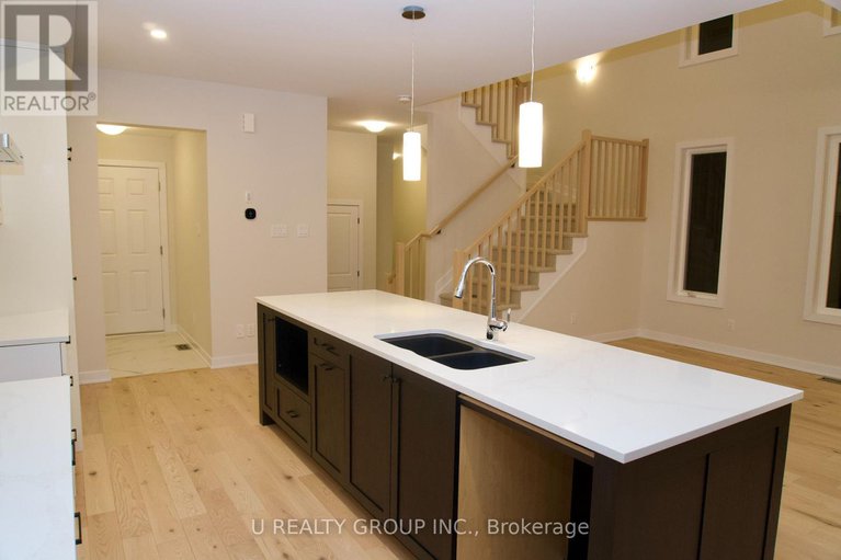 29258042/217-marssalia-crescent/notting-hillsummerside/ottawa/ontario/K4A5L9_7