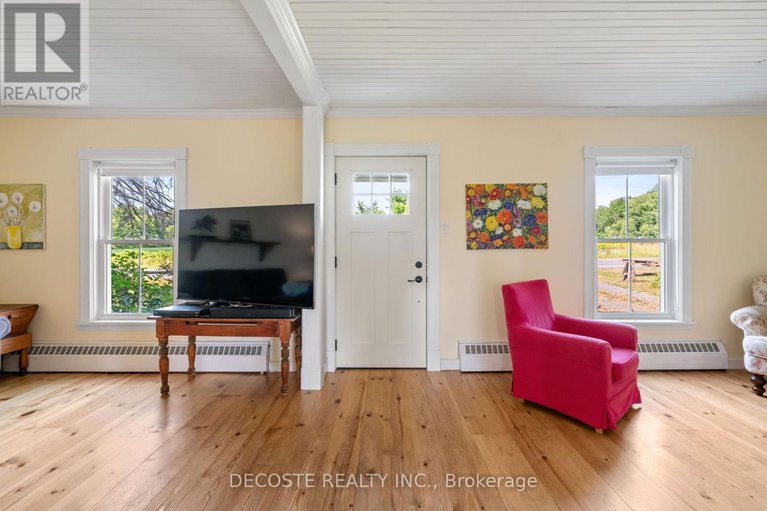 28708214/21830-conc-9-road/south-glengarry-lancaster-twp/south-glengarry/ontario/K0C1Z0_7