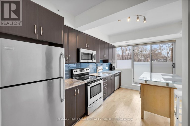 29270055/106-390-booth-street/west-centre-town/ottawa/ontario/K1R7K6_11