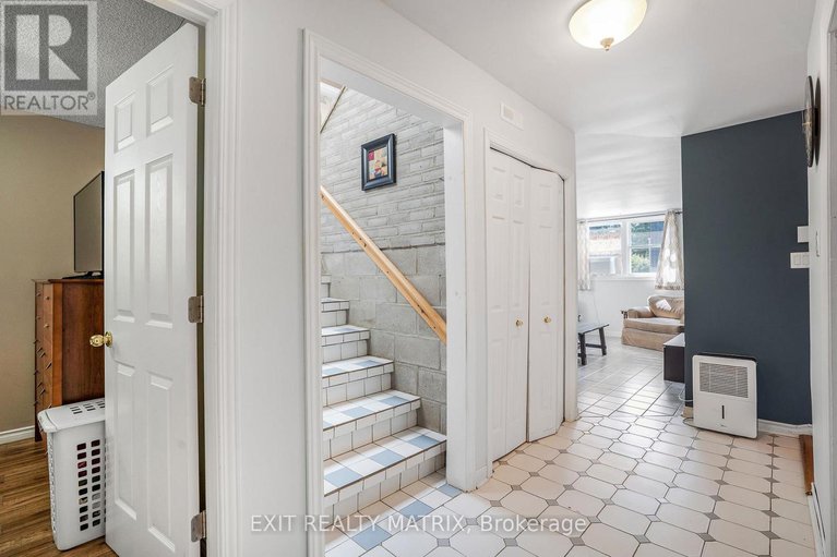 28587958/17-casselman-street/finch/north-stormont/ontario/K0C1K0_15