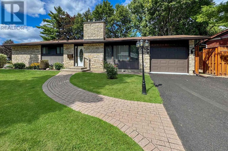 28943825/1-stillwater-drive/crystal-beach/ottawa/ontario/K2H5J9_4