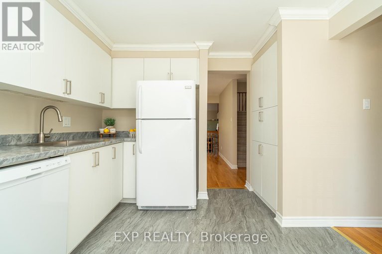 28995969/32-maple-view-crescent/centrepointe/ottawa/ontario/K2G5J6_9