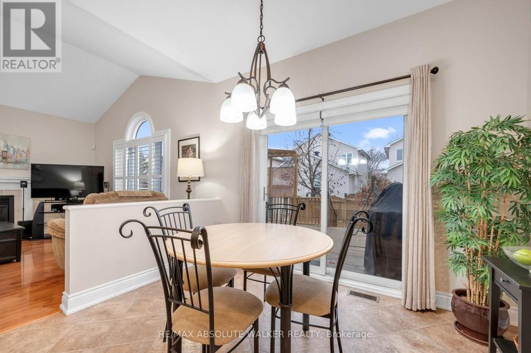 29163669/1662-frenette-street/fallingbrookgardenway-south/ottawa/ontario/K4A4L4_22