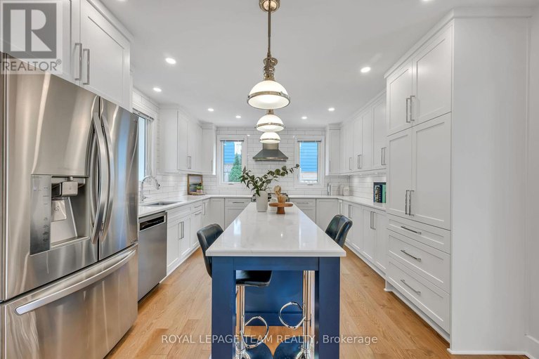 28806110/2233-beaver-avenue/alta-vista/ottawa/ontario/K1H7W3_17