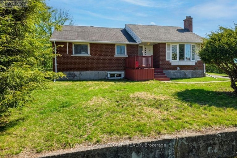 29659906/176-oakridge-boulevard/meadowlandscrestview/ottawa/ontario/K2G2V2_3