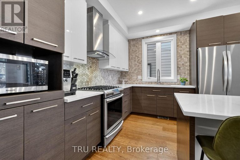 29420434/839-riddell-avenue-n/mckellar-heightsglabar-park/ottawa/ontario/K2K1X7_10