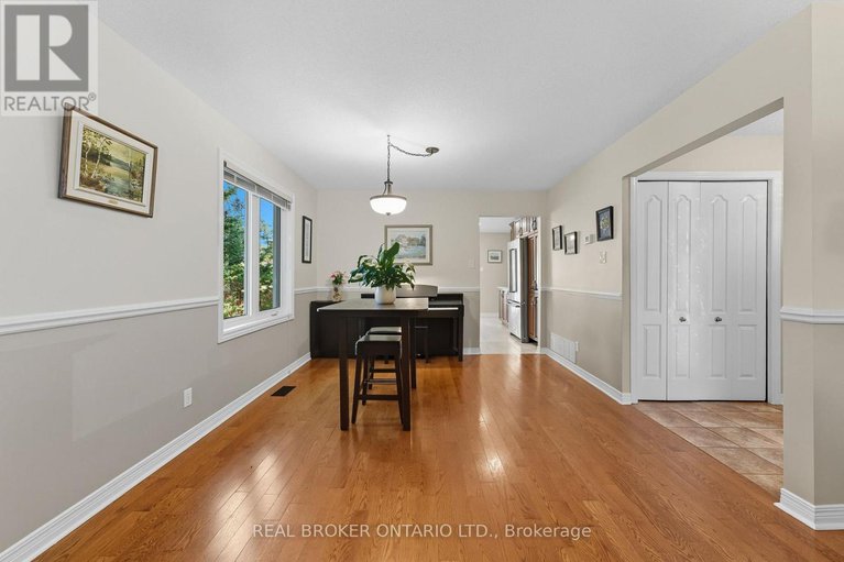 28843559/6-candow-crescent/stittsville-north/ottawa/ontario/K2S1K7_6