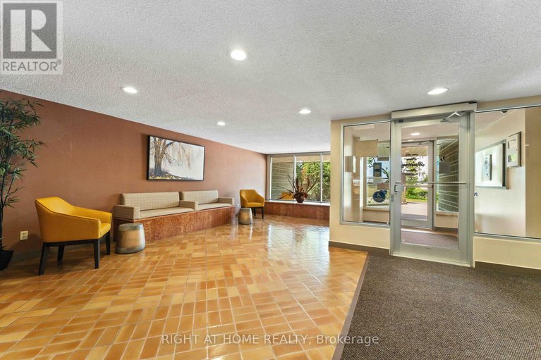 28737783/302-555-brittany-drive/viscount-alexander-park/ottawa/ontario/K1K4C5_5