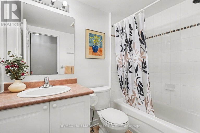 29665653/205-3275-st-joseph-boulevard/bilberry-creekqueenswood-heights/ottawa/ontario/K1E3Y3_16