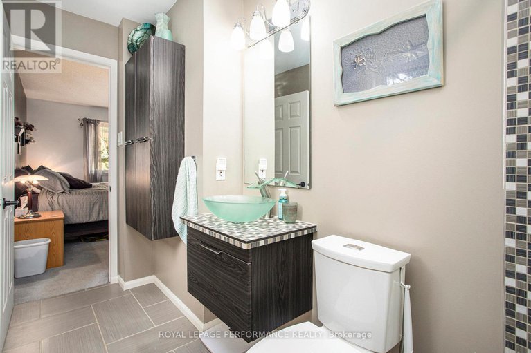 29009463/2141-boyer-road/chateauneuf/ottawa/ontario/K1C1R5_17