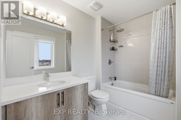 29555015/116-main-halyard-lane/half-moon-bay/ottawa/ontario/K2J7B6_18