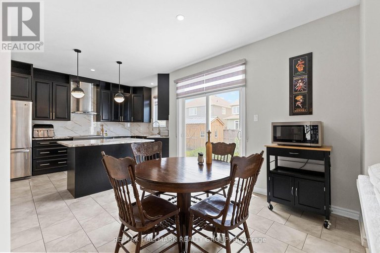 28628034/112-gracewood-crescent/blossom-parkkemp-parkfindlay-creek/ottawa/ontario/K1T0J5_14