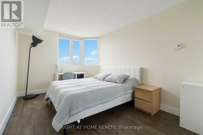 28436455/1608-1500-riverside-drive/riverview-park/ottawa/ontario/K1G4J4_24