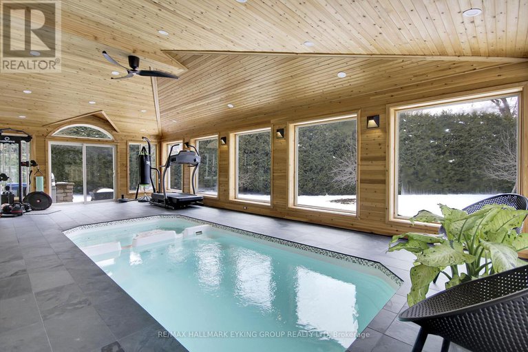 28224852/19-campfield-court/pineglencountry-place/ottawa/ontario/K2E7X8_22