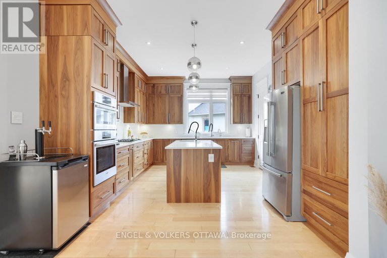 29037688/1296-bankfield-road/manotick-village-manotick-estates/ottawa/ontario/K4M1C4_15