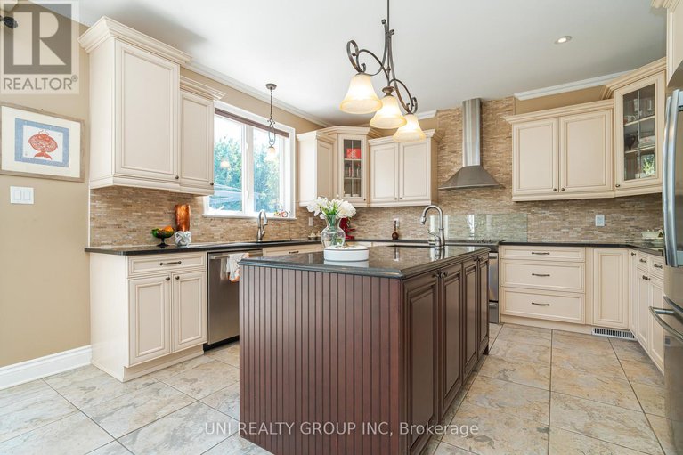 28904367/454-cavesson-street/emerald-meadowstrailwest/ottawa/ontario/K2V0B8_16