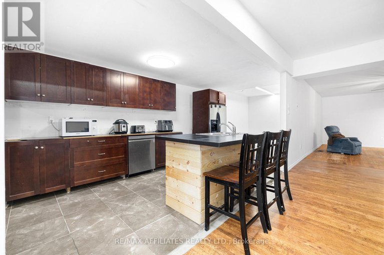 28666131/79-george-street/lanark-highlands-lanark-village/lanark-highlands/ontario/K0G1K0_18