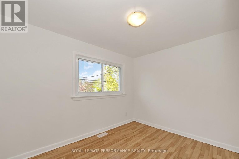 28502745/622-borthwick-avenue/castle-heightsrideau-high/ottawa/ontario/K1K2L9_23