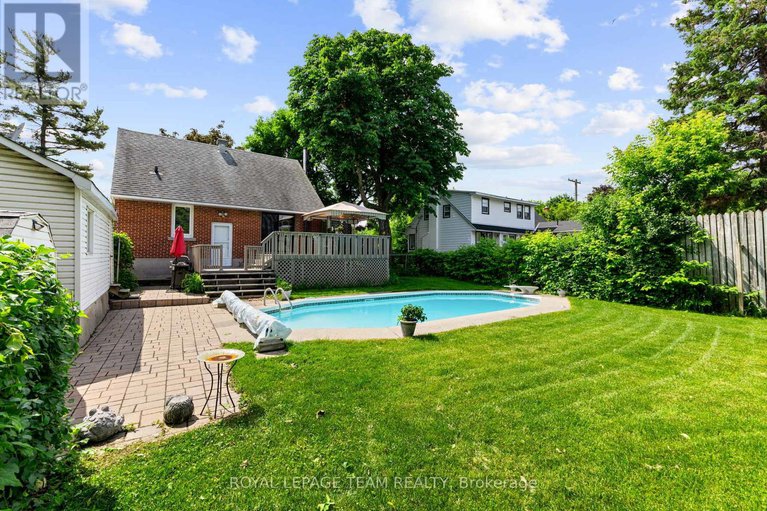 28500316/1357-thames-street/carlington/ottawa/ontario/K1Z7N3_37