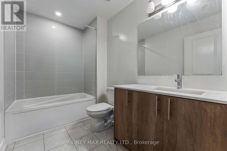 29471727/623-knotridge-street/mer-bleuebradley-estatesanderson-park/ottawa/ontario/K1W0C7_16