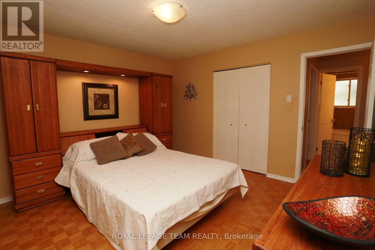 28735574/82-maitland-street-s/richmond/ottawa/ontario/K0A2Z0_17