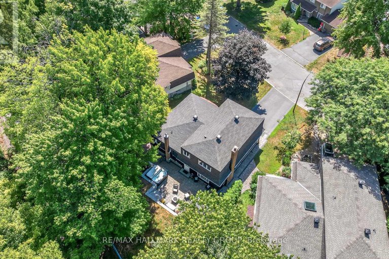 28761916/30-oakhurst-crescent/blackburn-hamlet/ottawa/ontario/K1B4A6_35