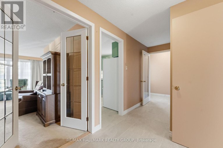 29120636/1884-elmridge-drive/beacon-hill-south/ottawa/ontario/K1J6R7_9