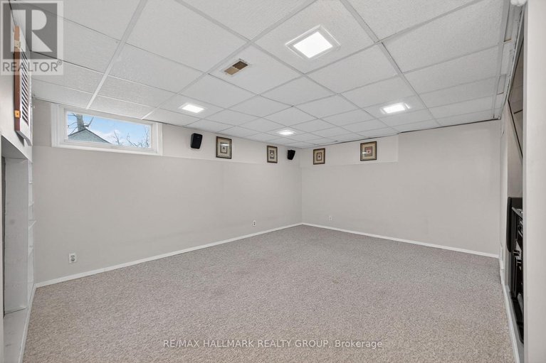 29643096/80-pickwick-drive/cedargrovefraserdale/ottawa/ontario/K2J3E2_37