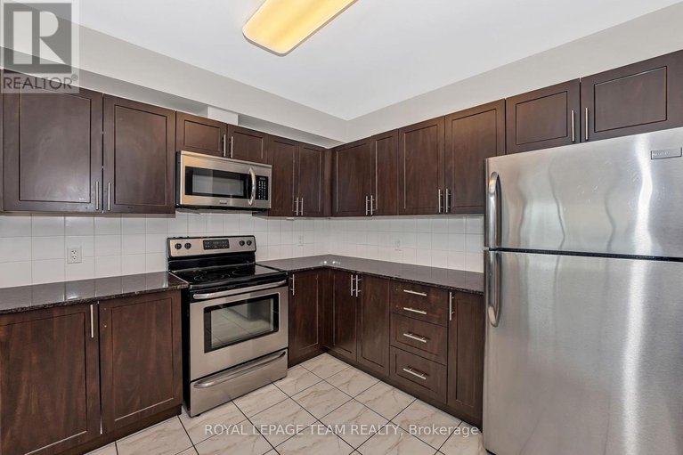 28538040/1404-234-rideau-street/sandy-hill/ottawa/ontario/K1N0A9_13