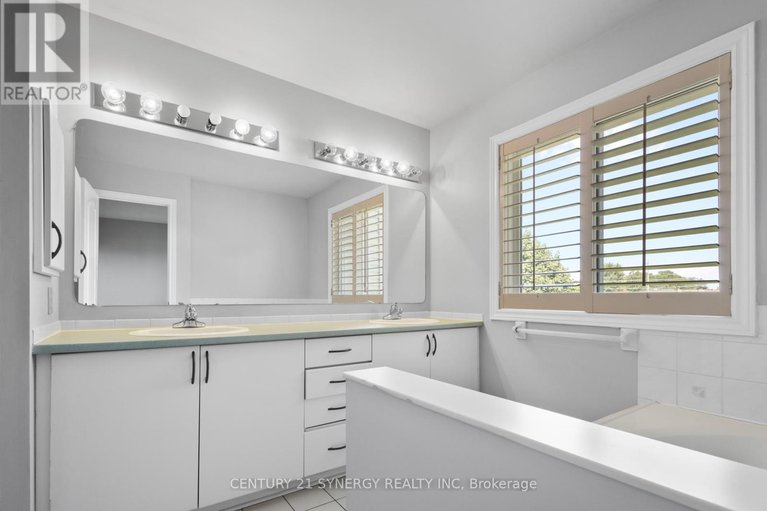 28632312/62-stonebriar-drive/centrepointe/ottawa/ontario/K2G5X9_35