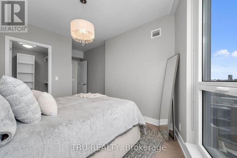 29586407/910-485-richmond-road/westboro-west/ottawa/ontario/K2A3W9_27