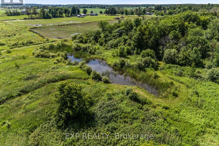 29061899/20612-laggan-glenelg-road/north-glengarry-kenyon-twp/north-glengarry/ontario/K0B1E0_6