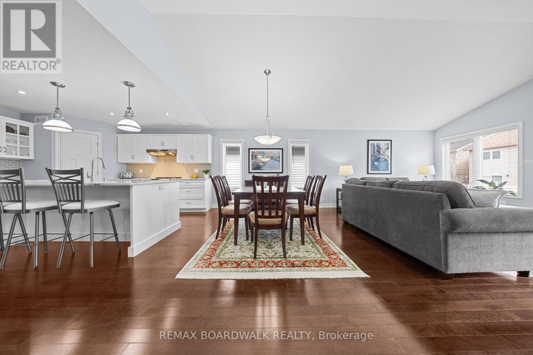 29641408/211-mckenny-street/mississippi-mills-ramsay-twp/mississippi-mills/ontario/K0A1A0_18