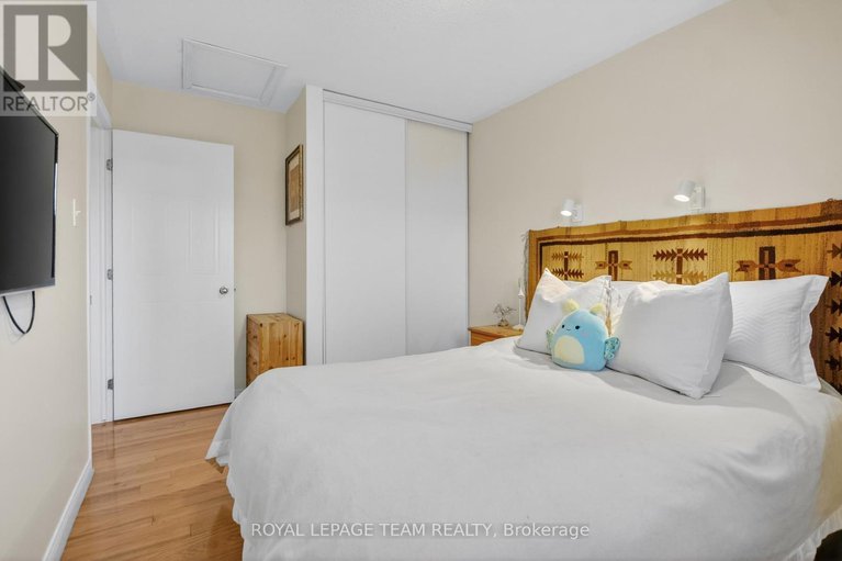 29445574/48-jackman-terrace/katimavik/ottawa/ontario/K2L4E1_69