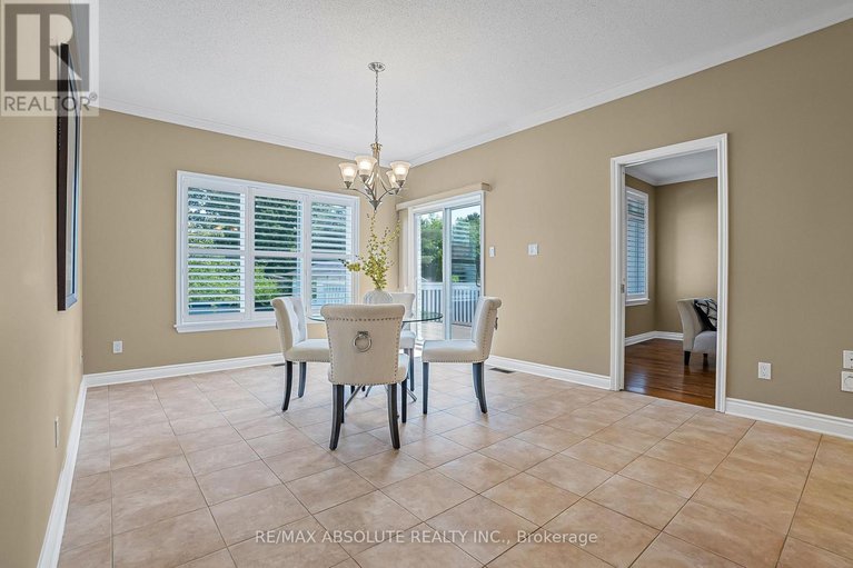 29034266/1513-apeldoorn-avenue/carleton-heights/ottawa/ontario/K2C1V2_17