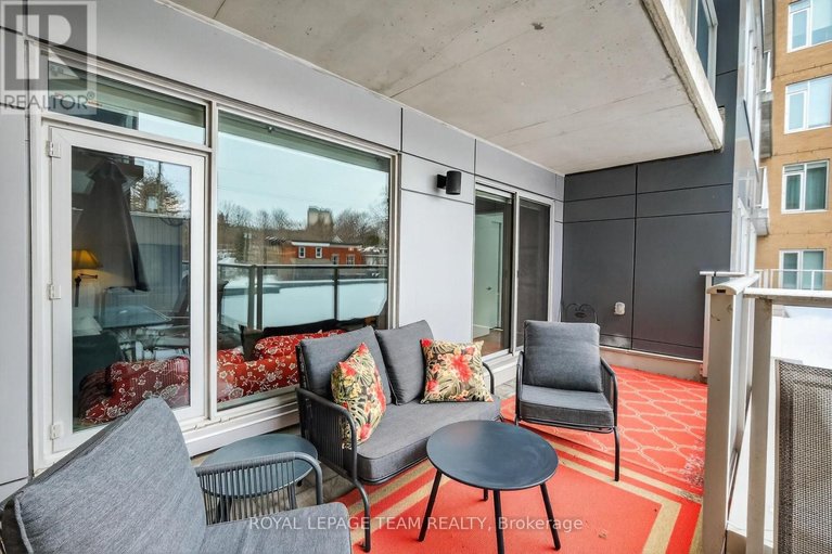 29517310/220-7-marquette-avenue/vanier/ottawa/ontario/K1L8A7_37