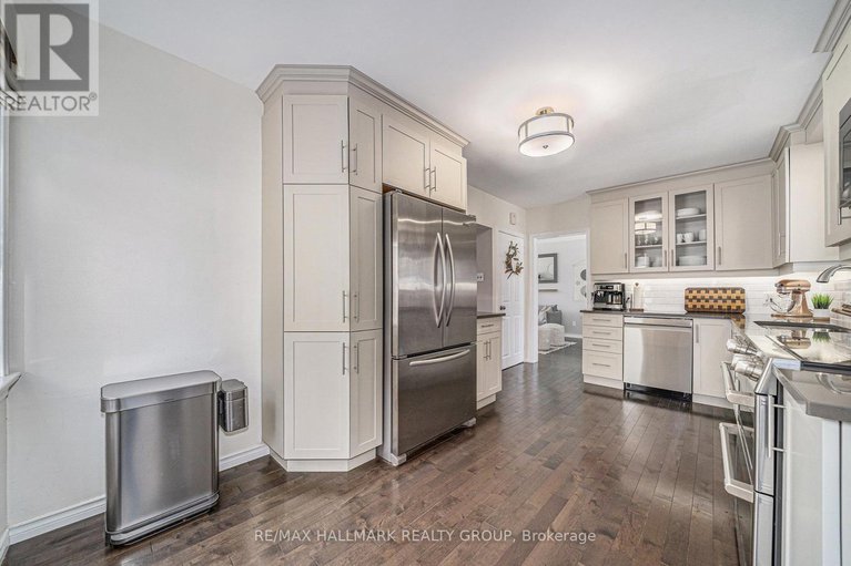 28972487/921-wingate-drive/elmvale-acresurbandale/ottawa/ontario/K1G1S6_11