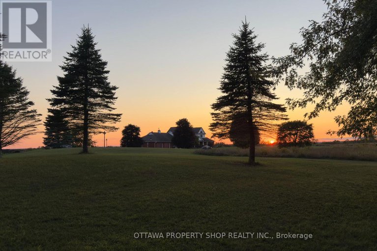 28840952/3057-3059-greenland-road/dunrobin-shores/ottawa/ontario/K0A1T0_32