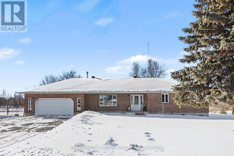 29365136/2290-valley-street/moose-creek/north-stormont/ontario/K0C1W0_1