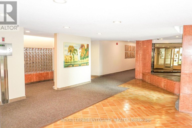 29173938/1008-555-brittany-drive/viscount-alexander-park/ottawa/ontario/K1K4C5_29