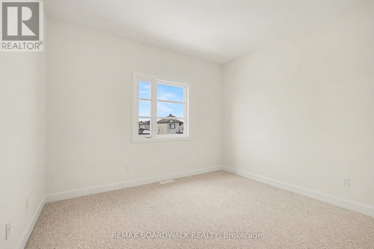 29312139/444-aurora-street/russell-twp/russell/ontario/K4R0L3_15