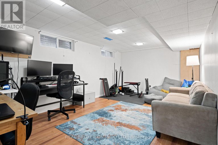 29028526/1229-cobden-road/queensway-terrace-southridgeview/ottawa/ontario/K2C2Z4_23