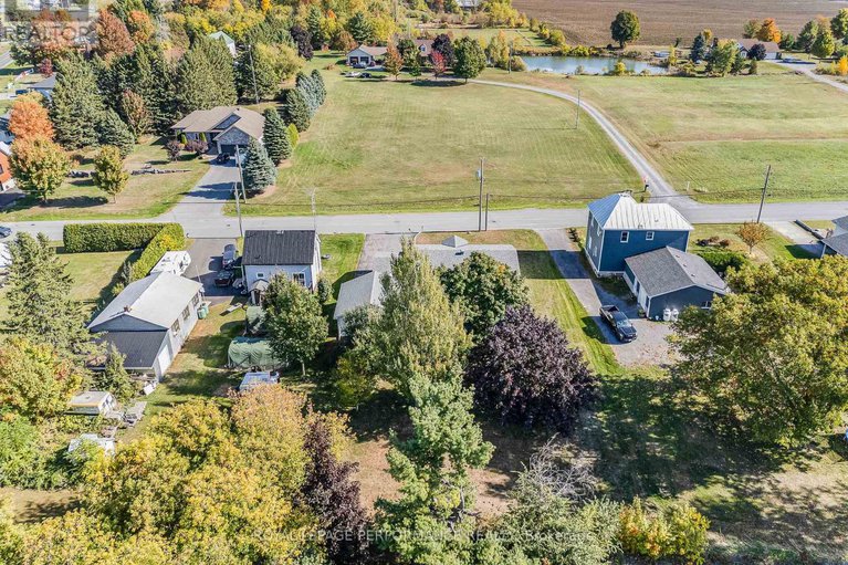 28986126/2140-valley-street/moose-creek/north-stormont/ontario/K0C1W0_32