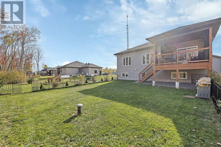 29015817/1350-country-lane/north-dundas-mountain-twp/north-dundas/ontario/K0C2K0_39